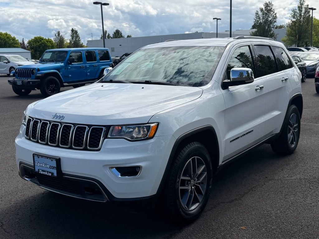 Used 2018 Jeep Grand Cherokee Limited w/ Trailer Tow Group IV AWD/4WD image 4