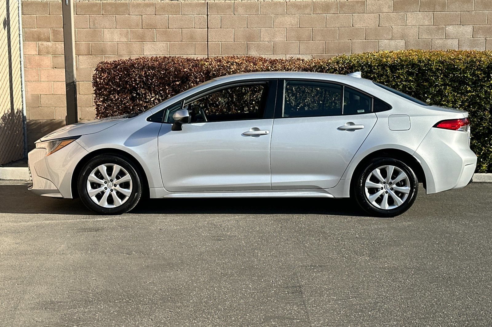 Used 2026 Toyota Corolla LE FWD image 7