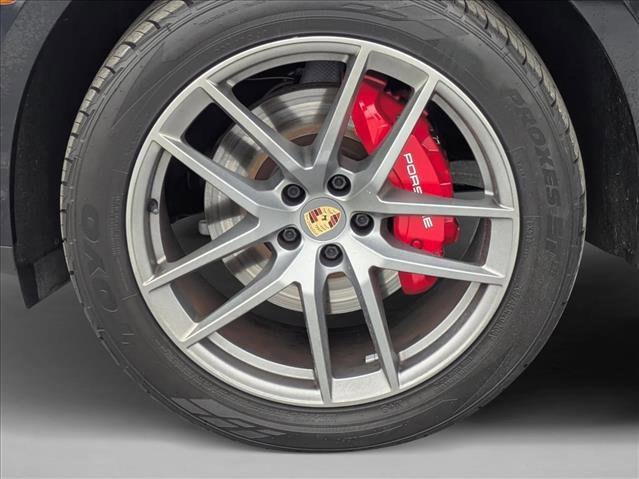 Used 2022 Porsche Macan image 26