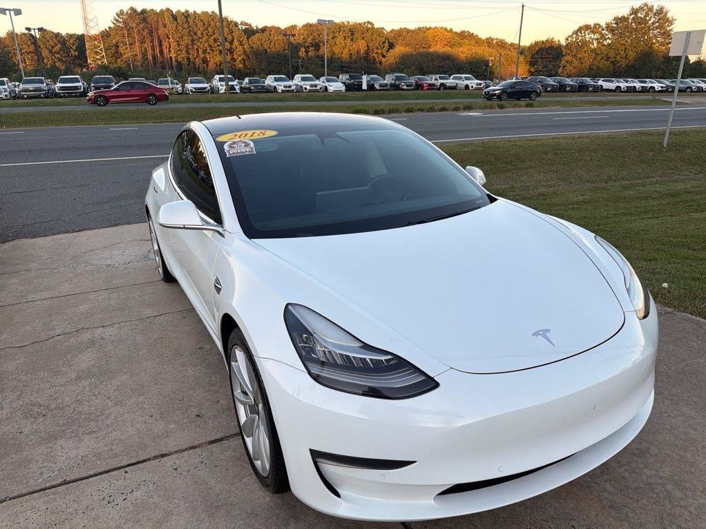 Used 2018 Tesla Model 3 Long Range RWD image 5