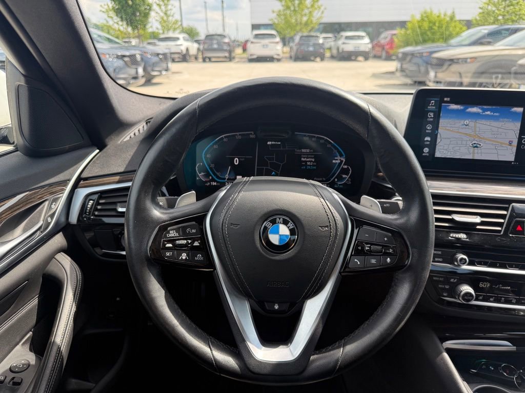 Used 2021 BMW 530e xDrive AWD/4WD image 18