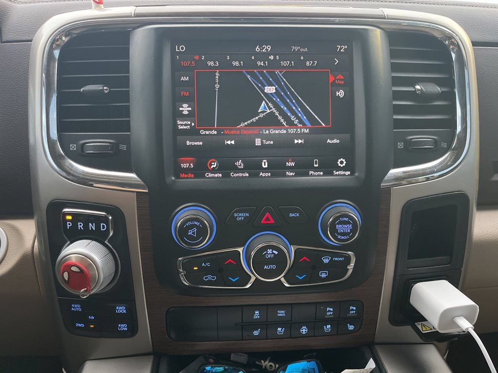 Used 2018 RAM 1500 Laramie w/ Convenience Group AWD/4WD image 13