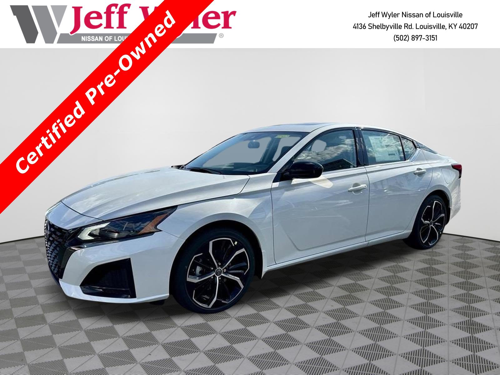 Certified 2025 Nissan Altima 2.5 SR w/ SR Premium Package FWD image 1