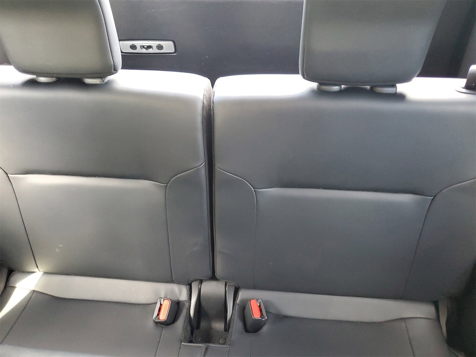 Used 2024 Mitsubishi Outlander SE image 23