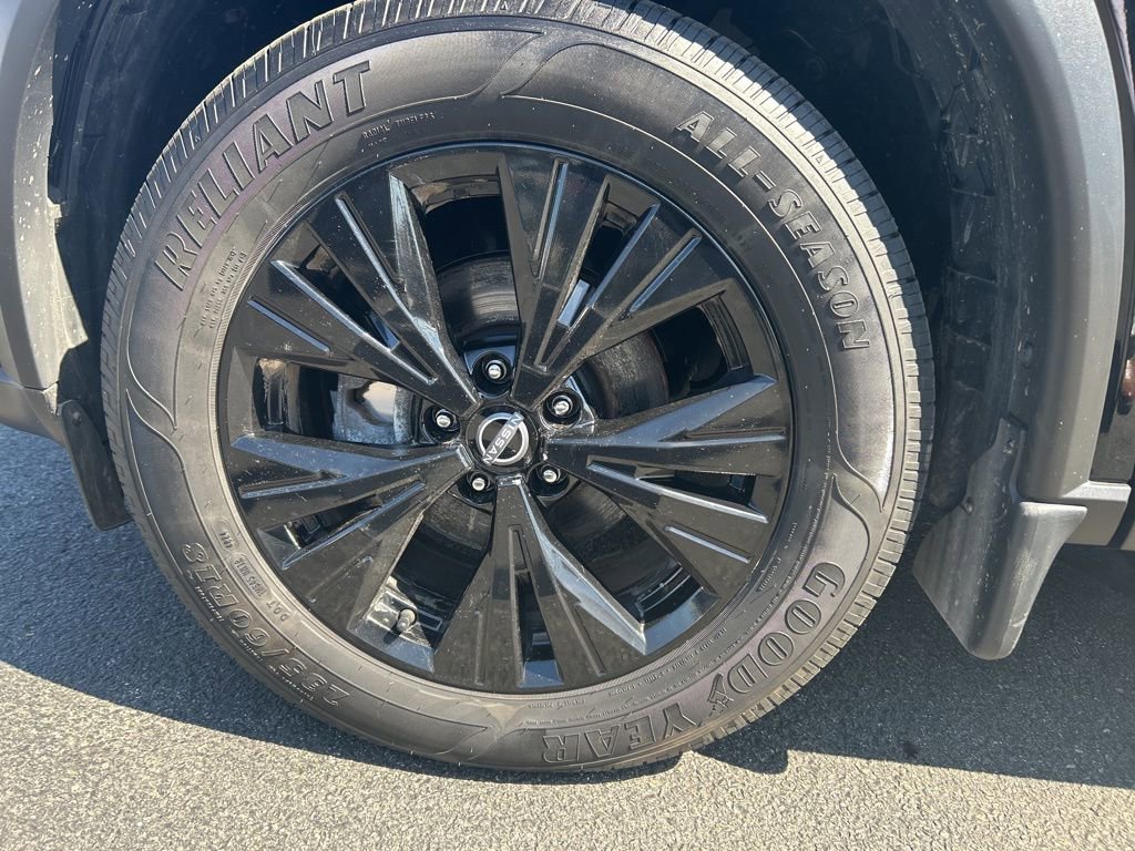 Certified 2023 Nissan Rogue SV w/ SV Premium B Package AWD/4WD image 12