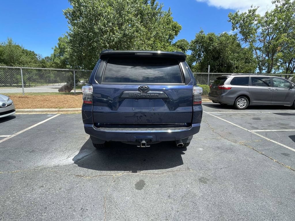Used 2021 Toyota 4Runner Venture w/ Moonroof Package AWD/4WD image 7