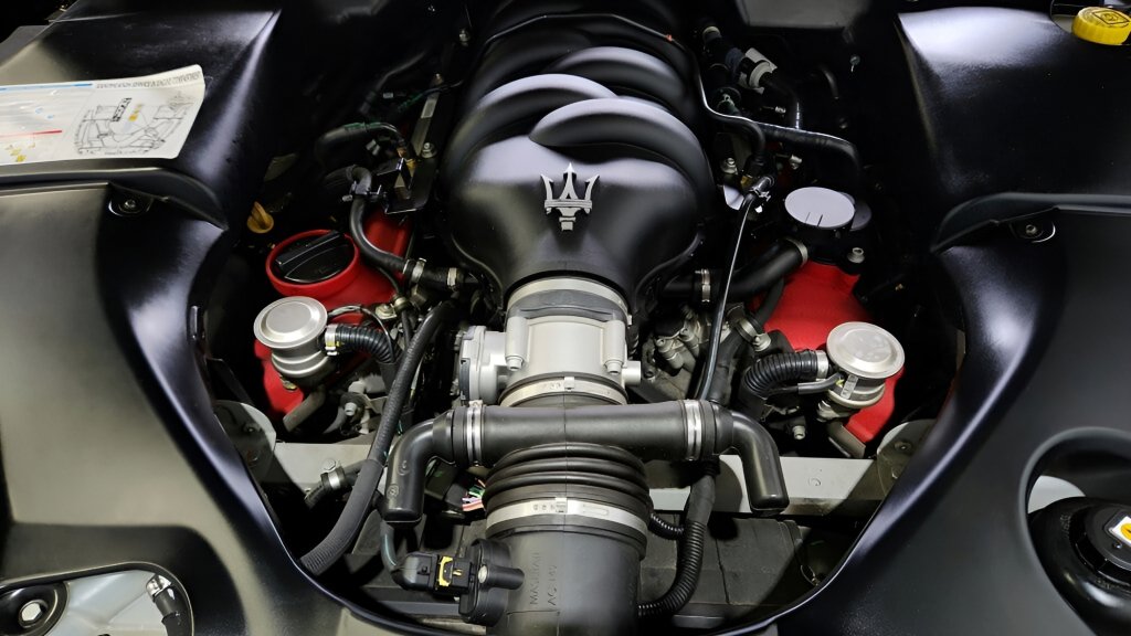 Used 2018 Maserati GranTurismo Sport image 28