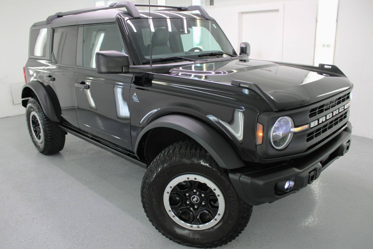 Used 2022 Ford Bronco Black Diamond w/ Sasquatch Package AWD/4WD image 29