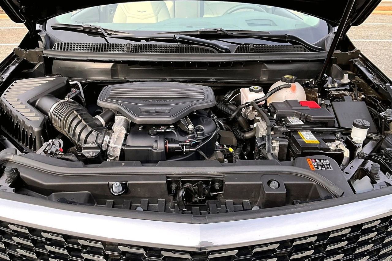 Used 2024 Cadillac XT5 Premium Luxury w/ Technology Package image 37