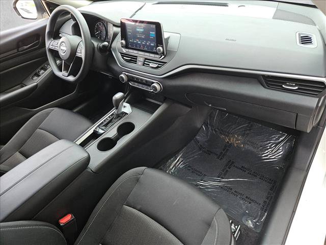 Certified 2025 Nissan Altima 2.5 S FWD image 24