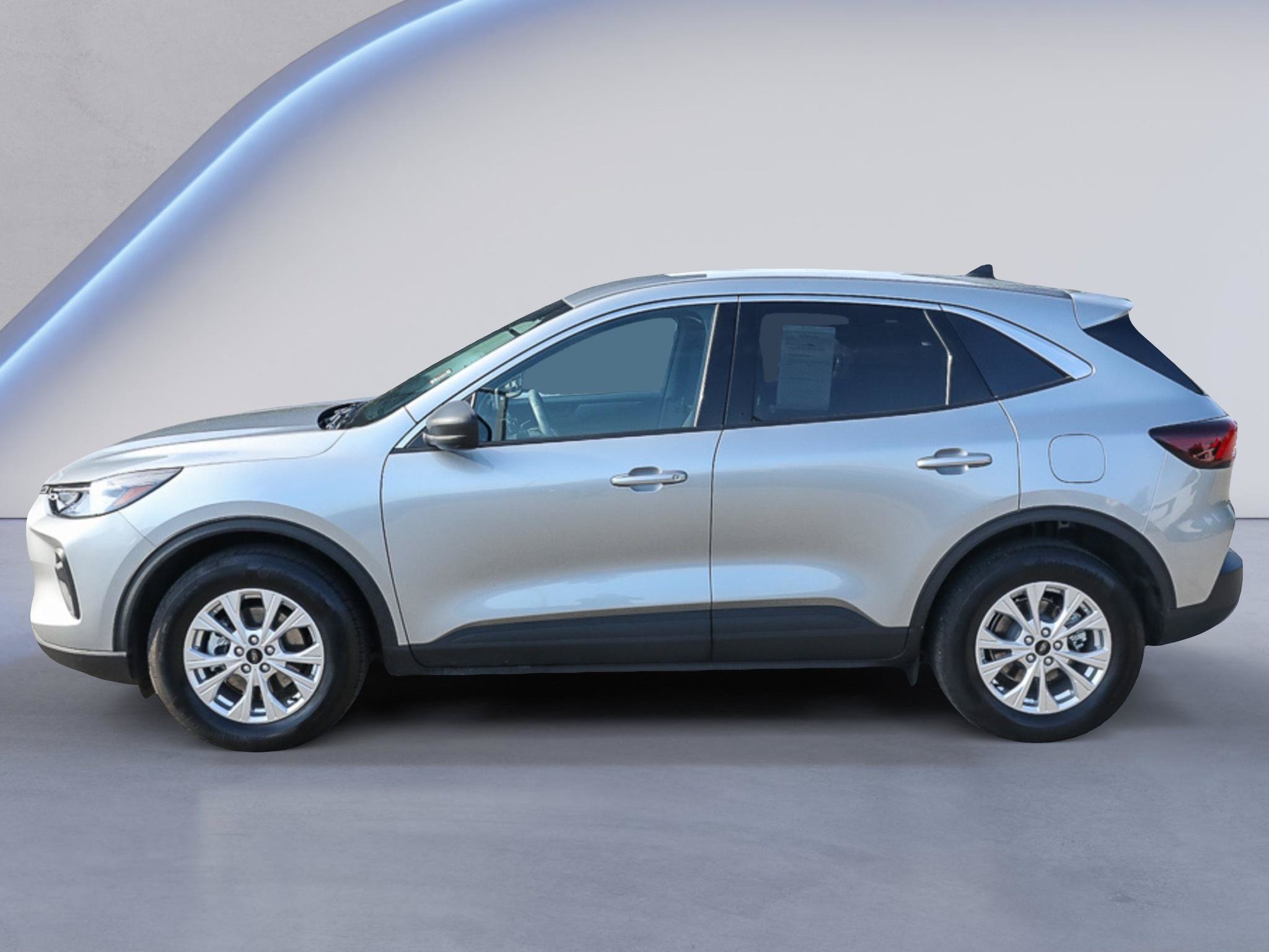 Certified 2023 Ford Escape Active AWD/4WD image 3