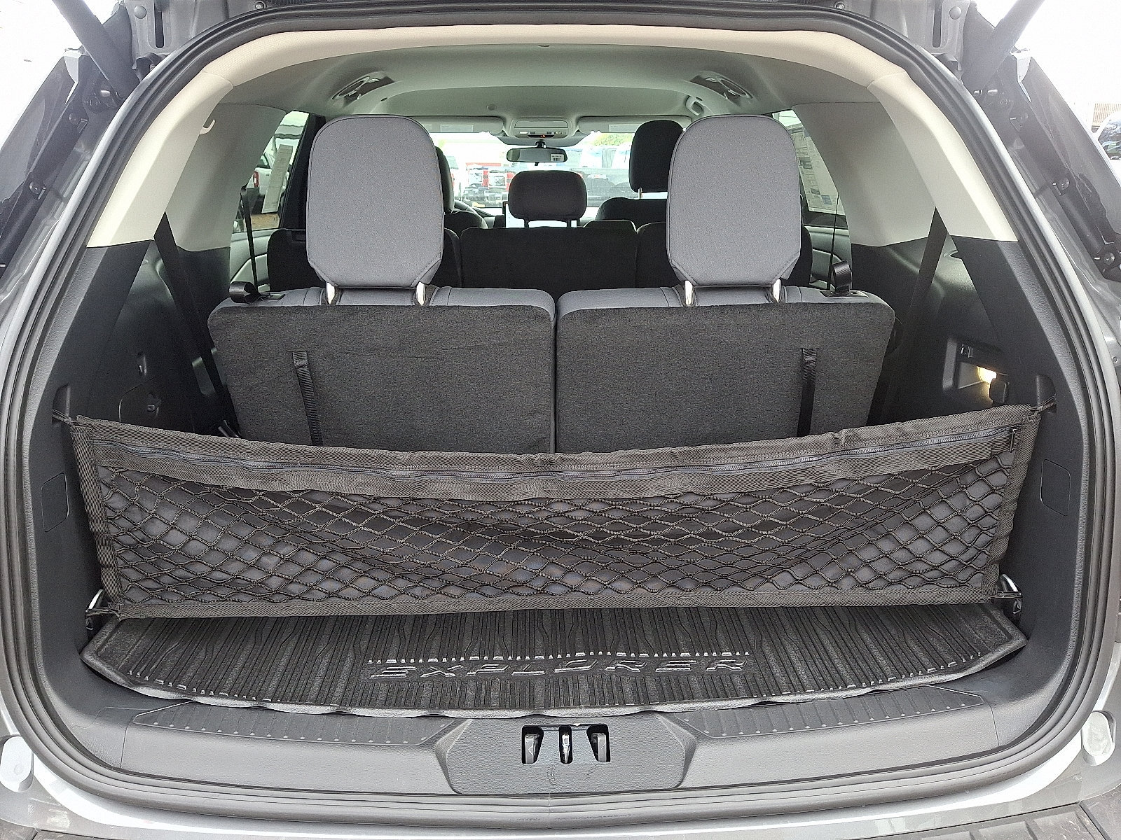 New 2026 Ford Explorer Active RWD image 14