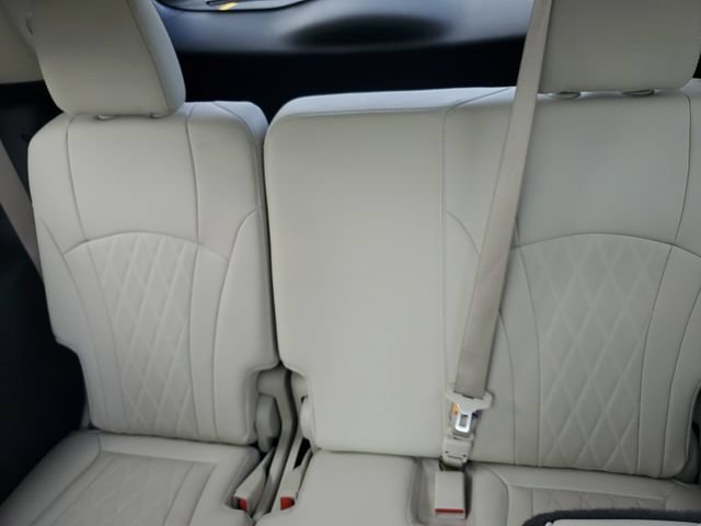 Used 2022 Buick Enclave Avenir w/ Trailering Package, 5000 lbs. AWD/4WD image 11