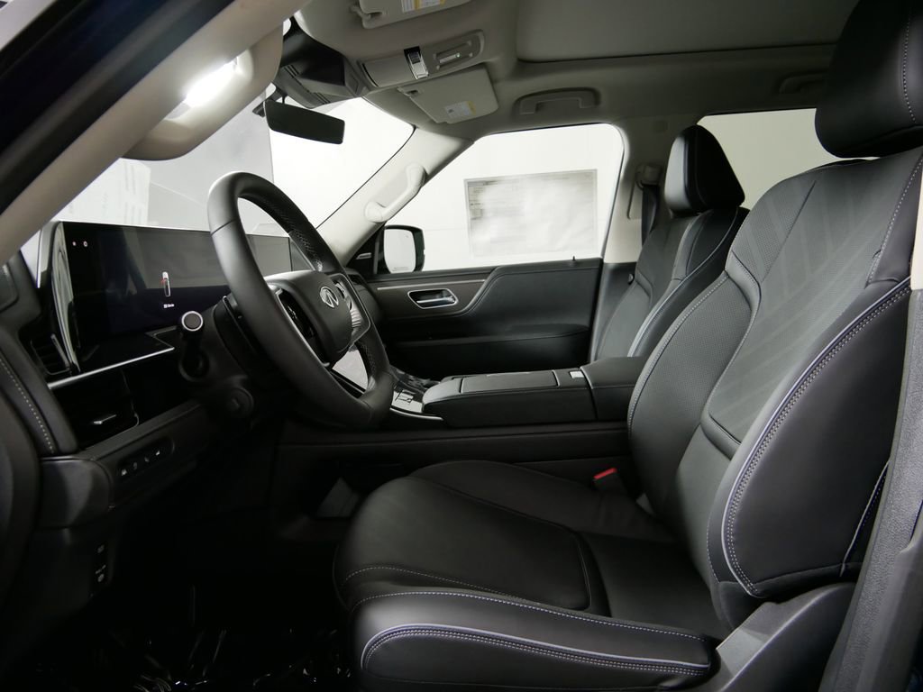 New 2025 INFINITI QX80 Luxe image 12