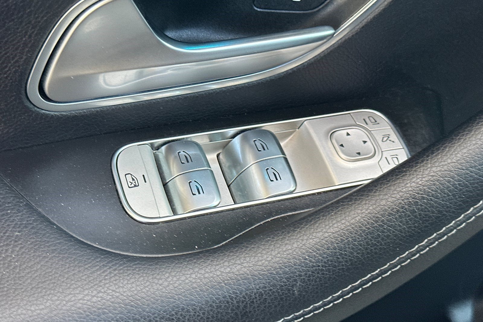 Certified 2021 Mercedes-Benz GLE 350 4MATIC image 14
