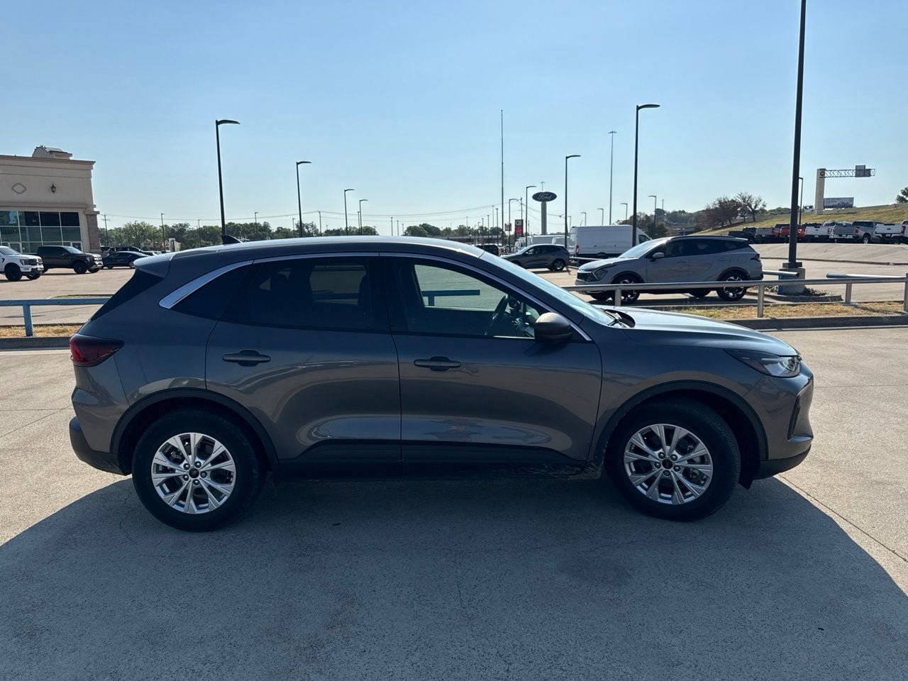 Used 2023 Ford Escape Active FWD image 17
