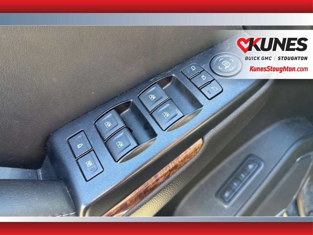 Used 2015 Chevrolet Tahoe LTZ AWD/4WD image 24