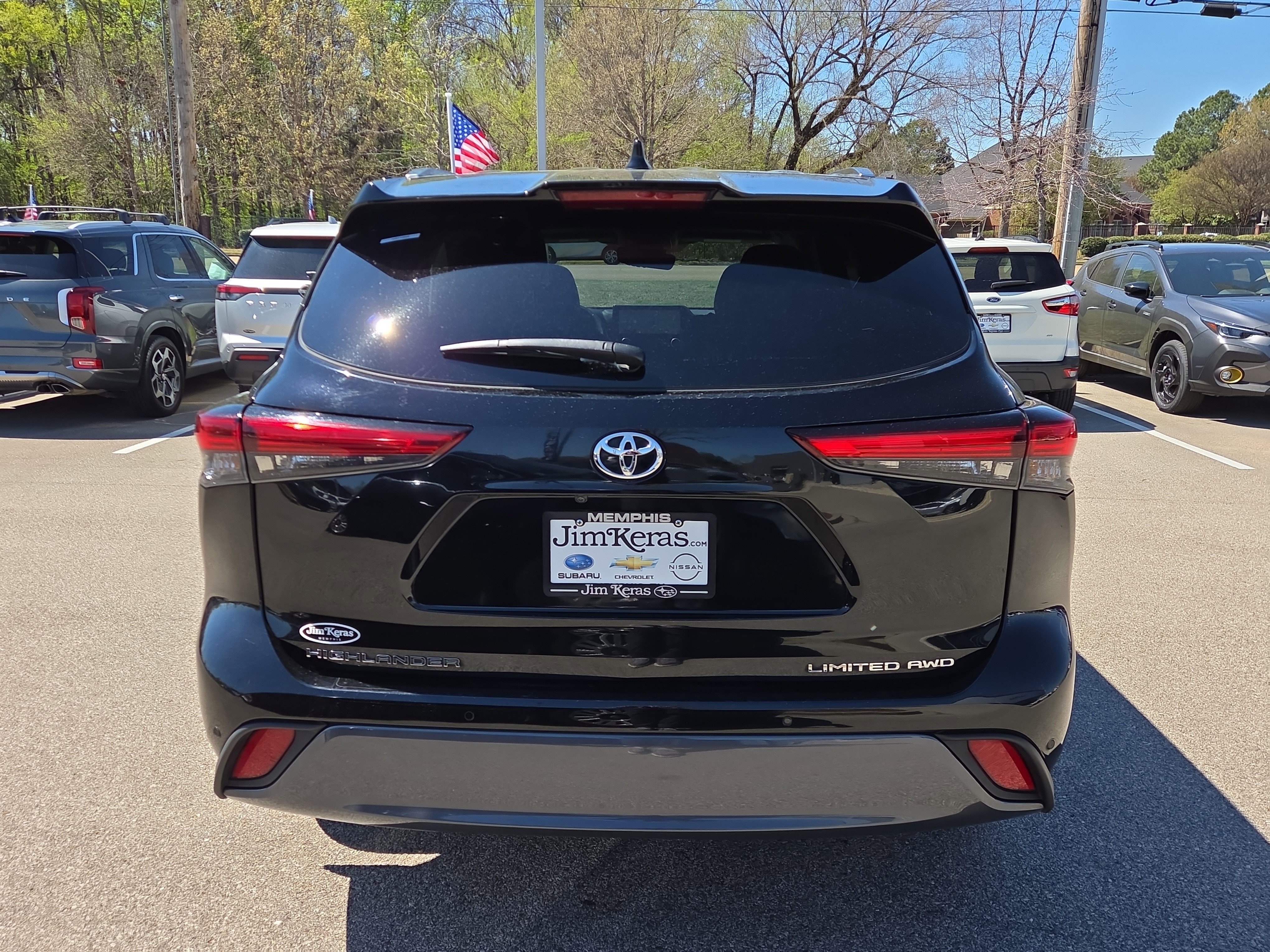 Used 2023 Toyota Highlander Limited image 4