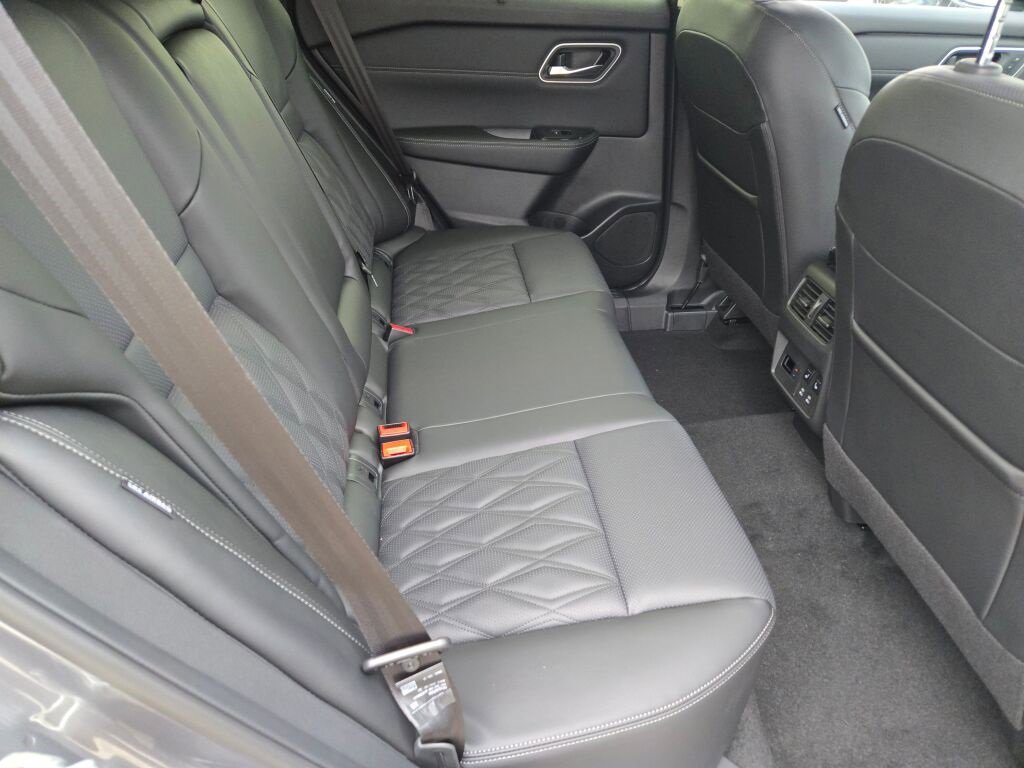 New 2026 Nissan Rogue Platinum w/ Platinum Premium Package image 10