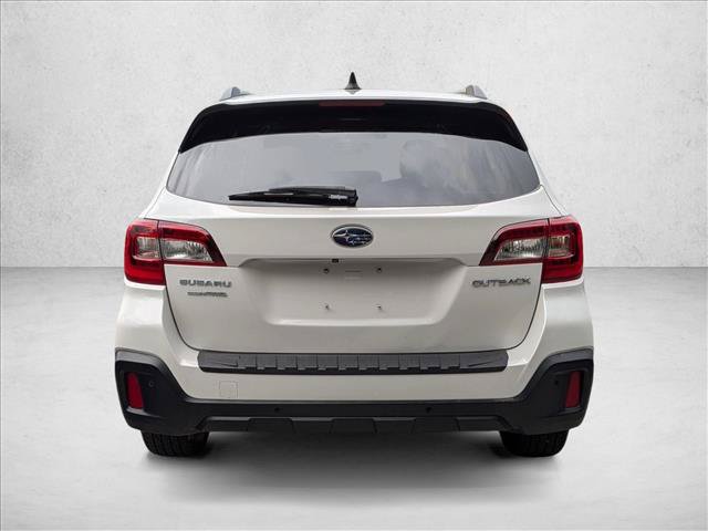 Used 2018 Subaru Outback 2.5i Touring AWD/4WD image 7