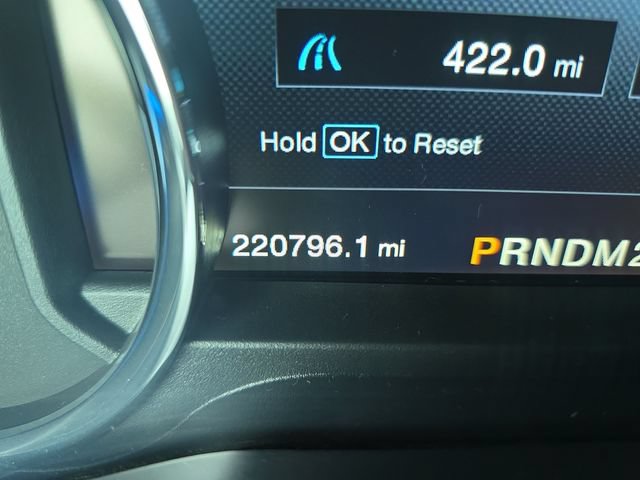 Used 2016 Ford F150 Lariat w/ Equipment Group 502A Luxury AWD/4WD image 21