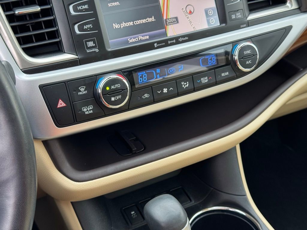 Used 2019 Toyota Highlander Limited Platinum image 39
