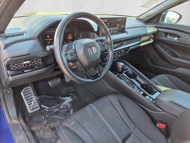 Used 2023 Honda Accord Sport image 11