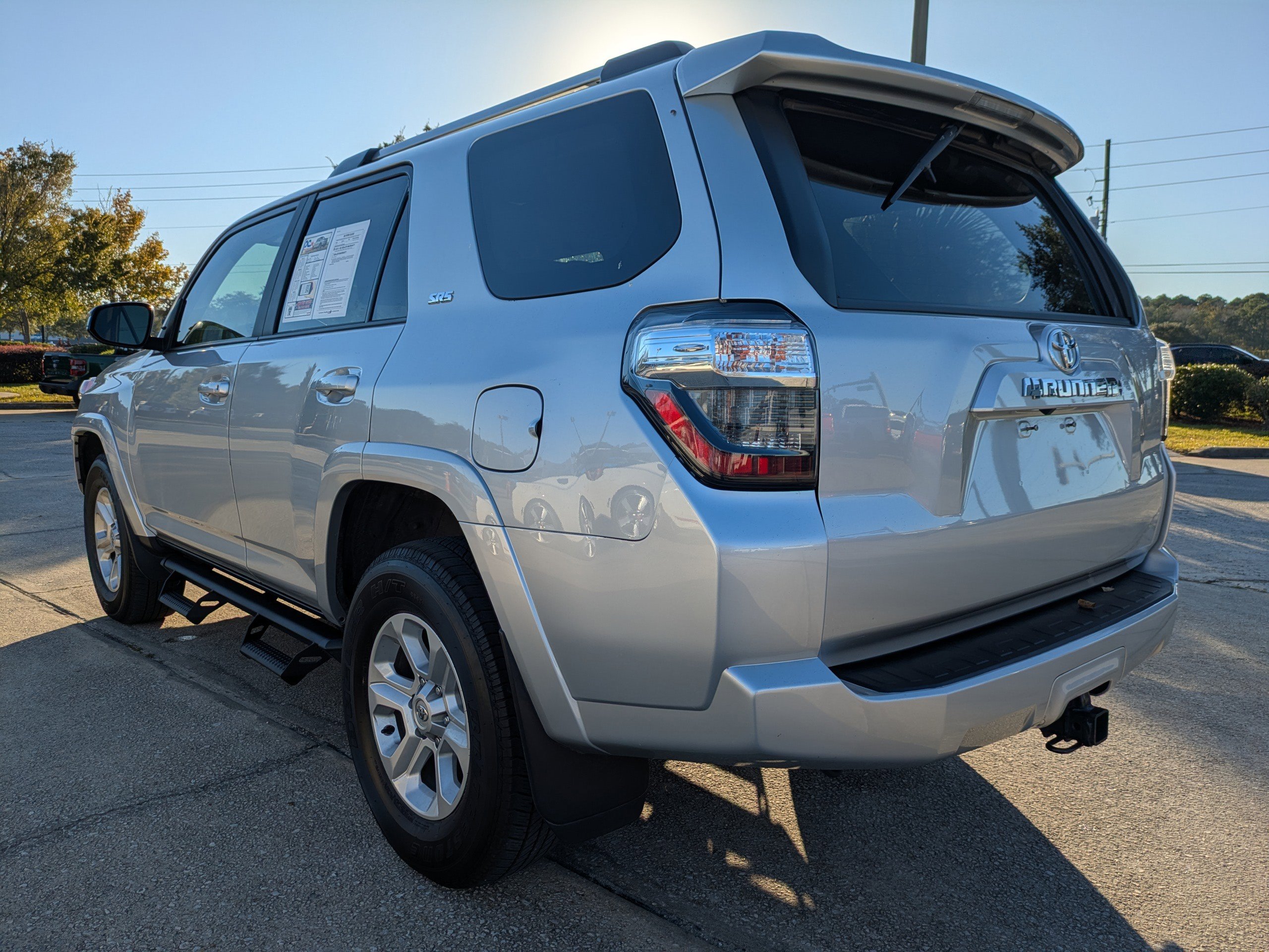 Used 2023 Toyota 4Runner SR5 image 6