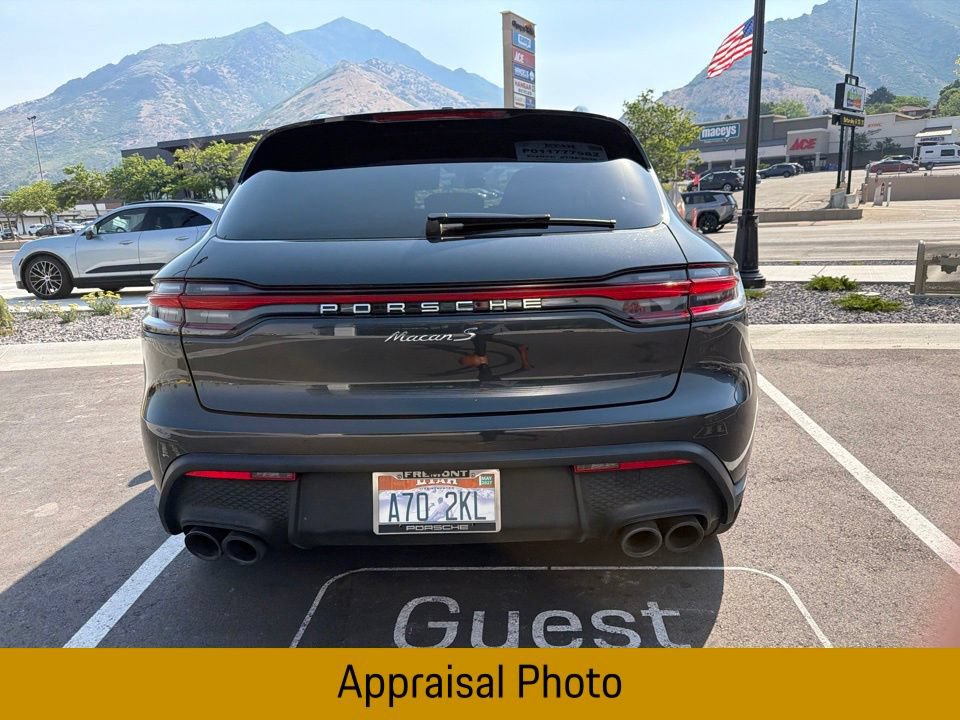 Certified 2023 Porsche Macan S AWD/4WD image 13