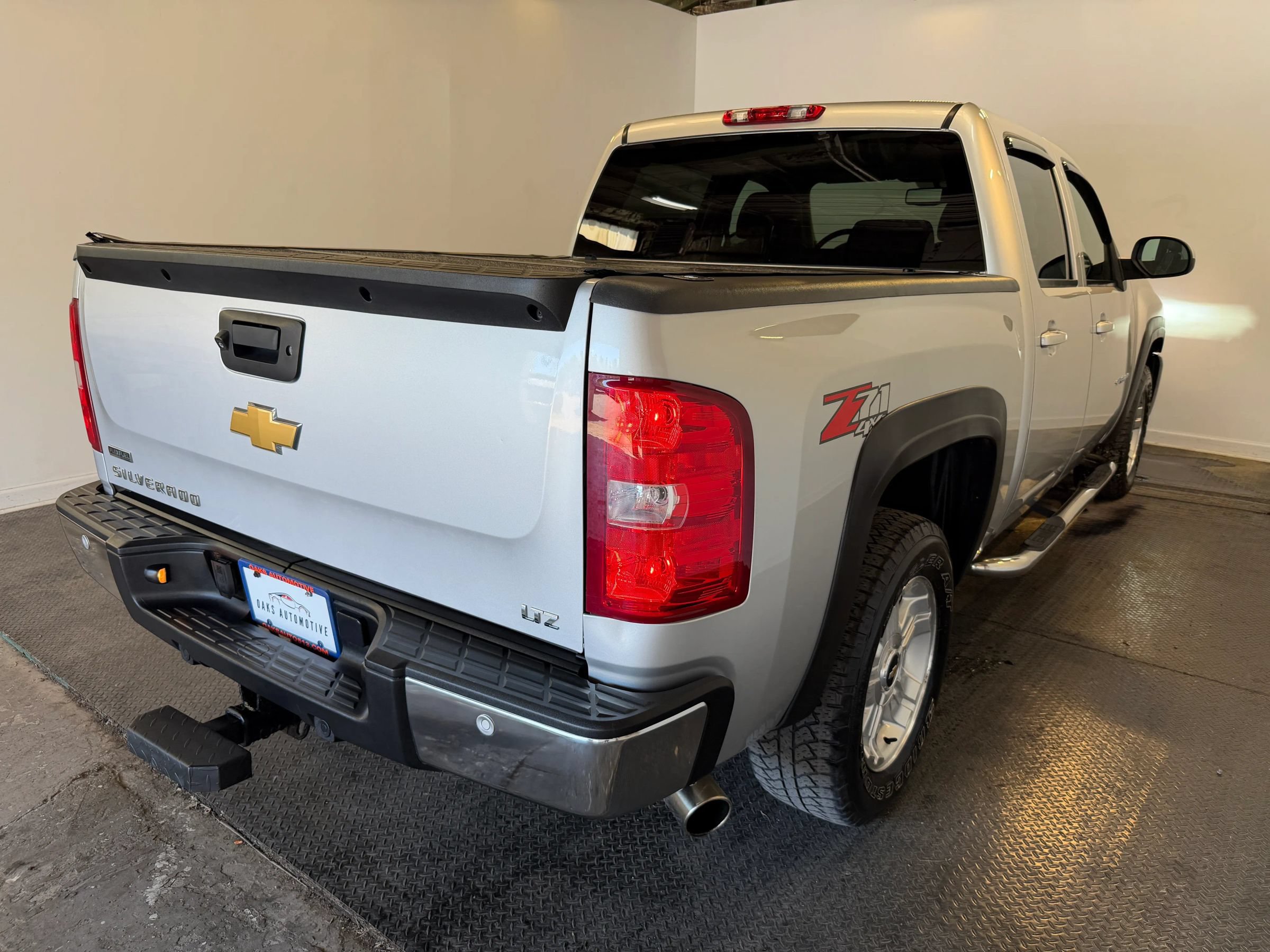 Used 2012 Chevrolet Silverado 1500 LTZ w/ LTZ Plus Package AWD/4WD image 7