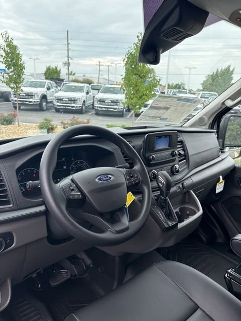 New 2025 Ford Transit 250 148 Medium Roof image 34