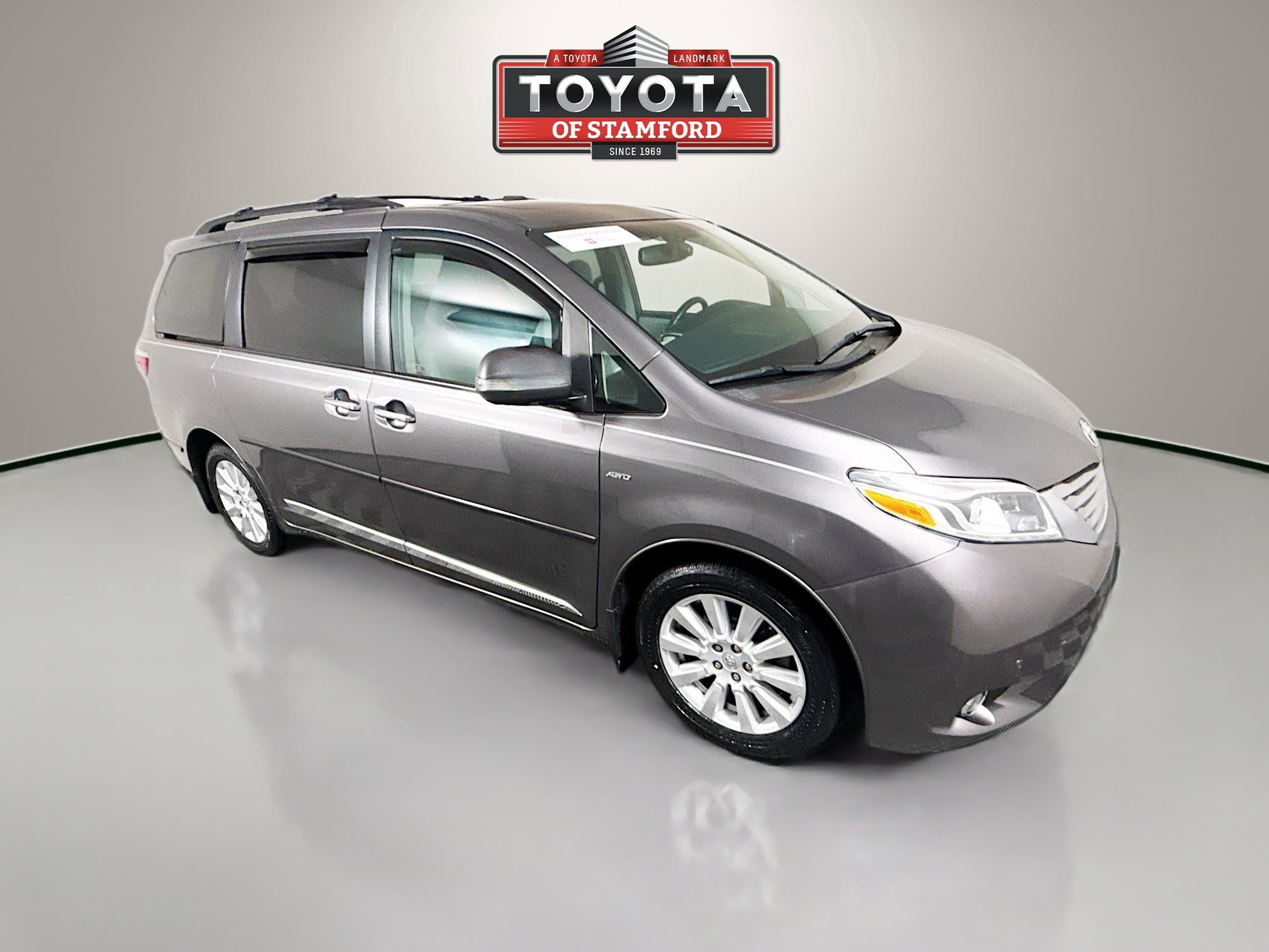 Certified 2017 Toyota Sienna AWD