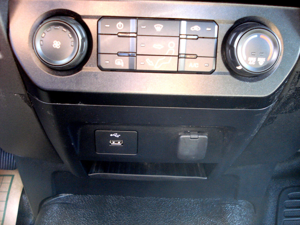 Used 2020 Ford F250 XL w/ Power Equipment Group image 40