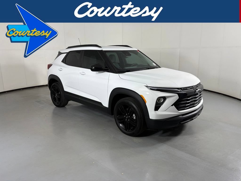 Used 2026 Chevrolet TrailBlazer LT w/ Midnight Edition AWD/4WD image 1