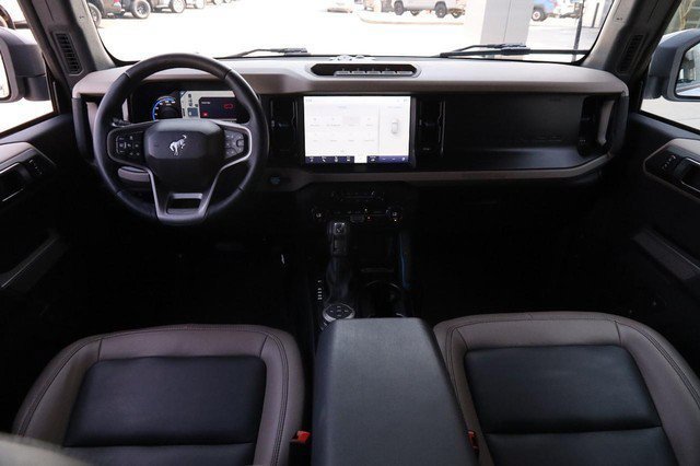 Used 2023 Ford Bronco Wildtrak AWD/4WD image 22