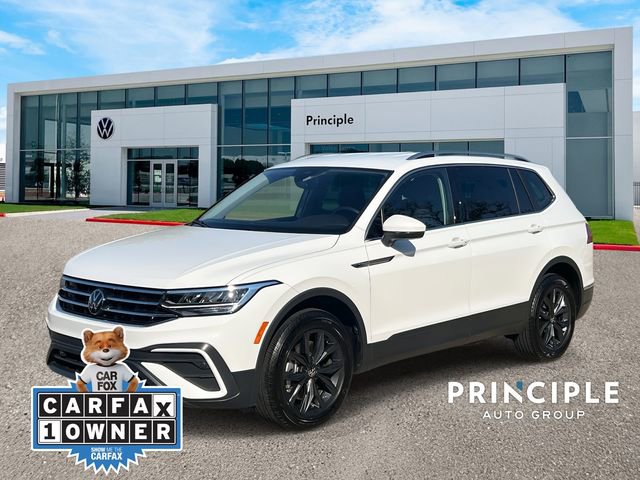 Certified 2024 Volkswagen Tiguan SE