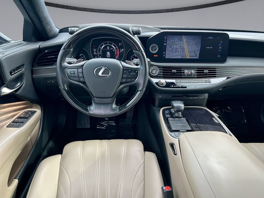 Used 2022 Lexus LS 500 w/ Interior Upgrade Package RWD image 20