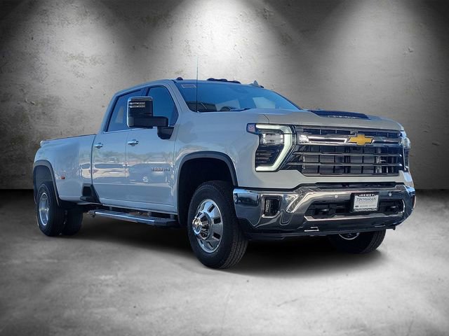 New 2026 Chevrolet Silverado 3500 LTZ w/ LTZ Convenience Package image 2