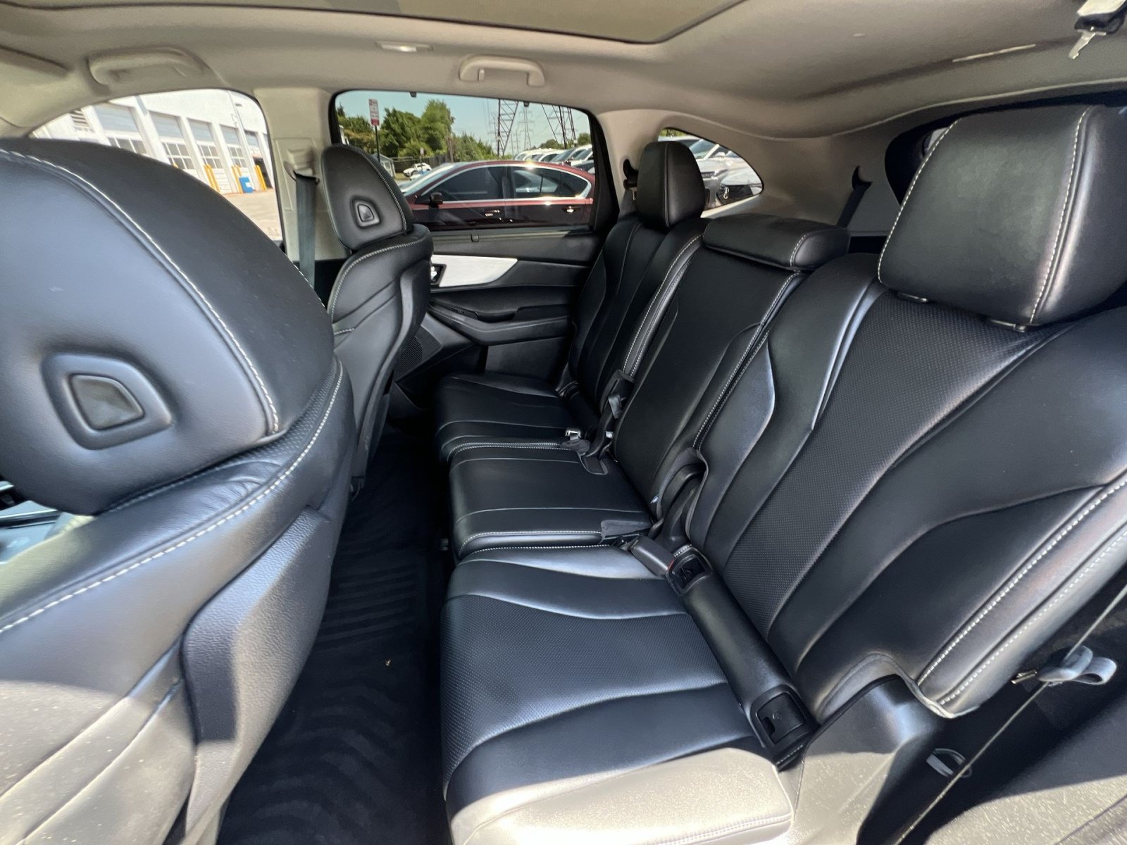 Used 2024 Acura MDX SH-AWD w/ Technology Package image 5