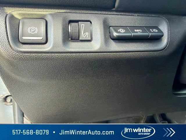 Used 2020 GMC Acadia SLT w/ Driver Alert Package II AWD/4WD image 25