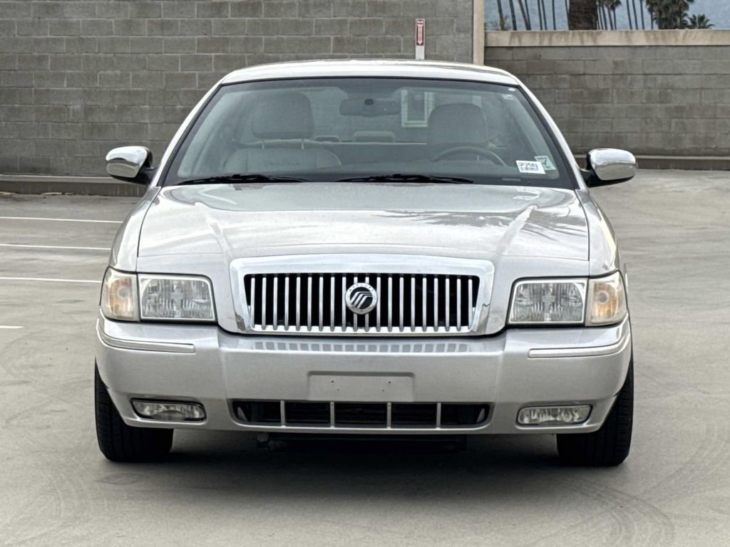 Used 2008 Mercury Grand Marquis LS image 3