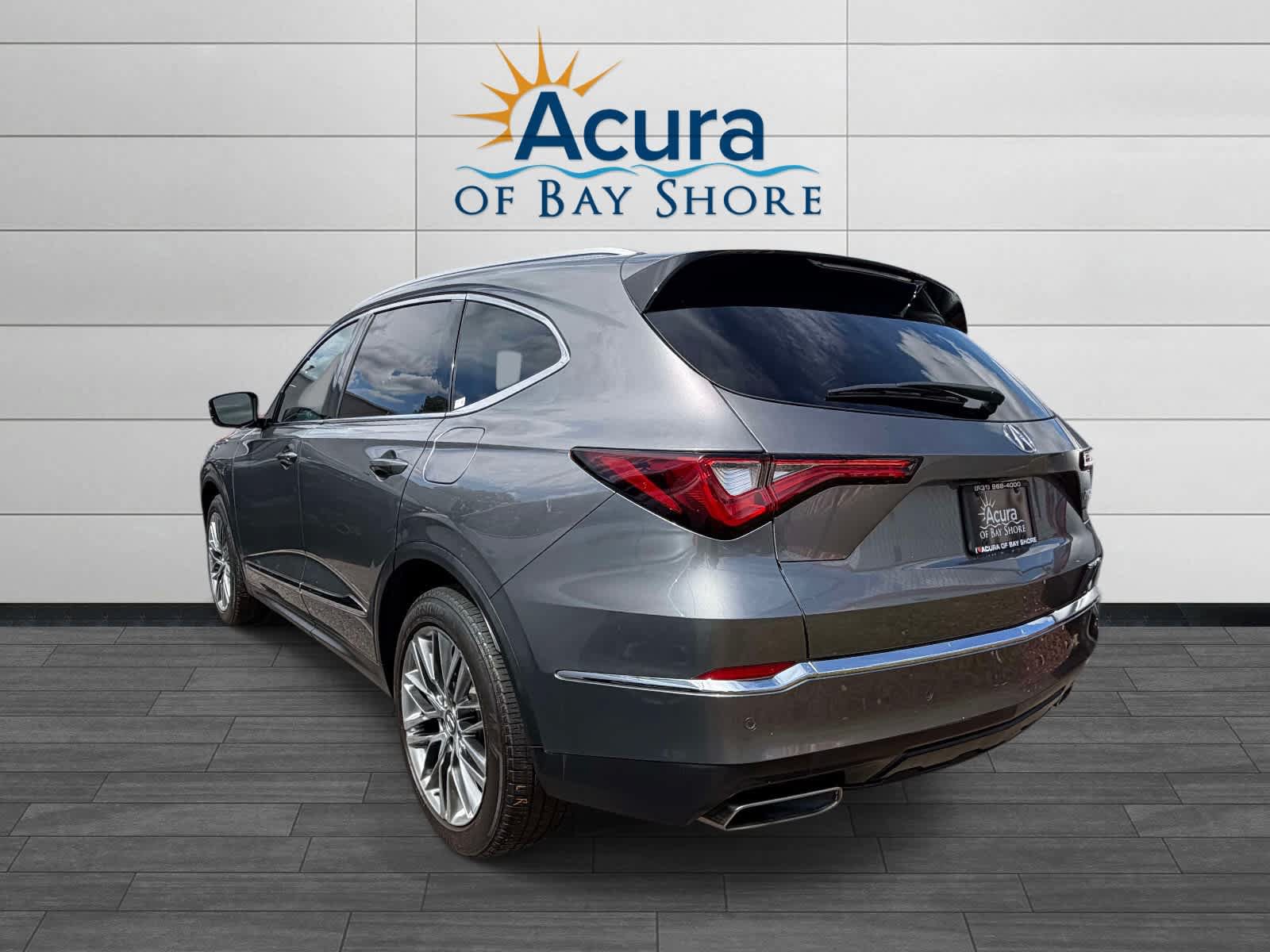 Used 2024 Acura MDX w/ Advance Package AWD/4WD image 2
