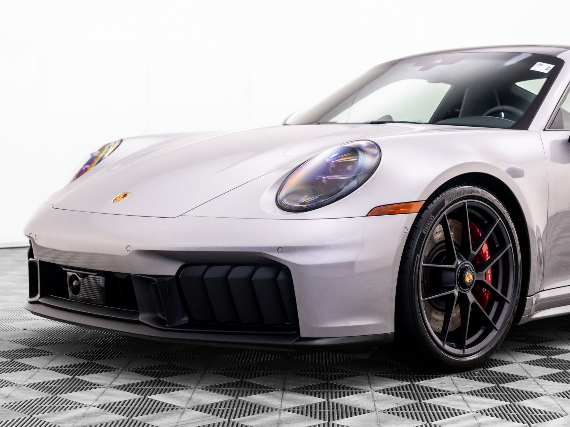 Certified 2026 Porsche 911 Carrera GTS RWD image 37