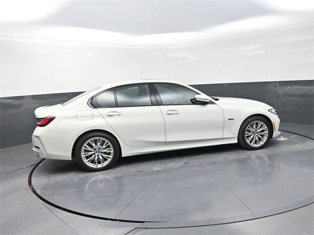 Used 2023 BMW 330e xDrive 330e xDrive w/ Premium Package image 8
