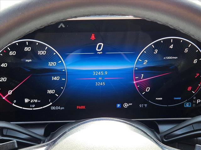 Used 2026 Mercedes-Benz GLC 300 image 11