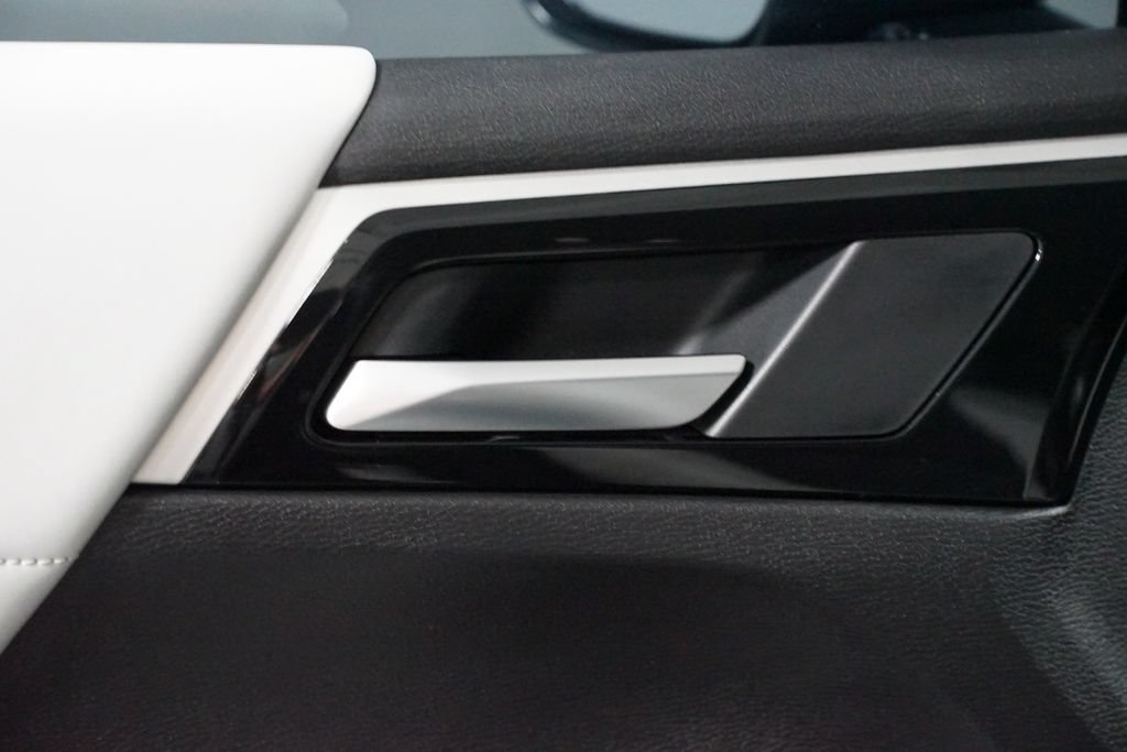 Used 2025 Mitsubishi Outlander SE AWD/4WD image 34