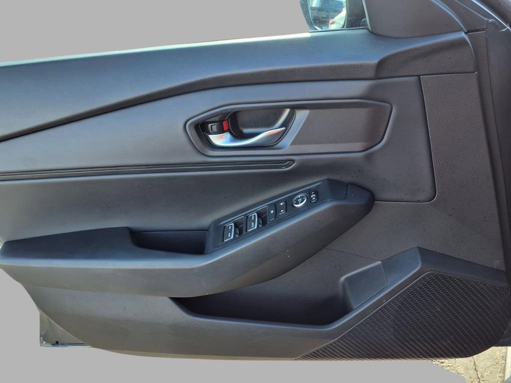 Used 2024 Honda Accord EX image 15