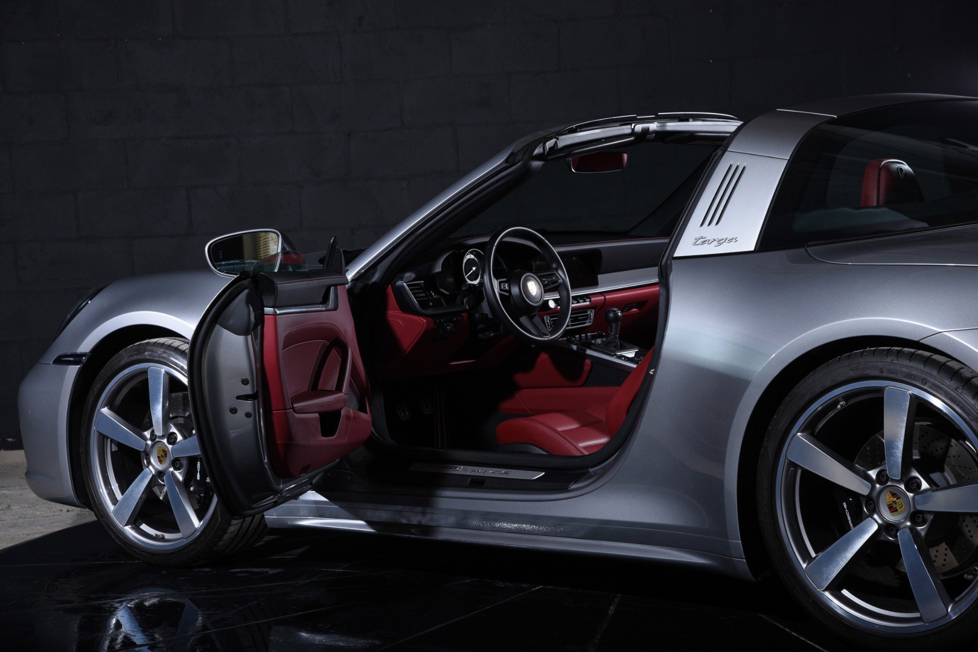 Used 2024 Porsche 911 Targa 4S image 16