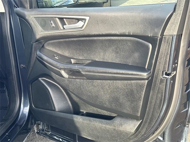 Used 2024 Ford Edge SEL w/ Convenience Package image 29