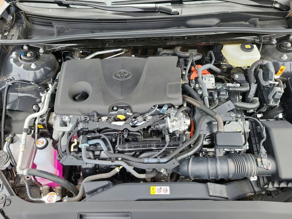 Used 2026 Toyota Camry SE FWD image 10